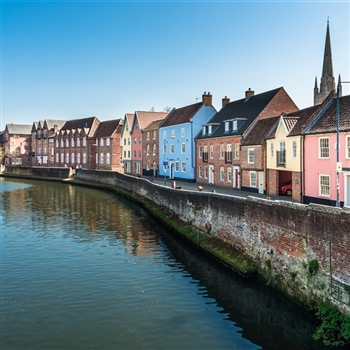 Norfolk Broads - Rail, Cruise and Sandringham