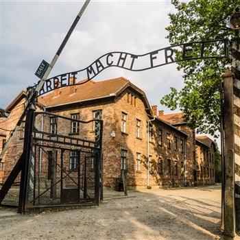 Journey Through History Wroclaw,Kraków & Auschwitz